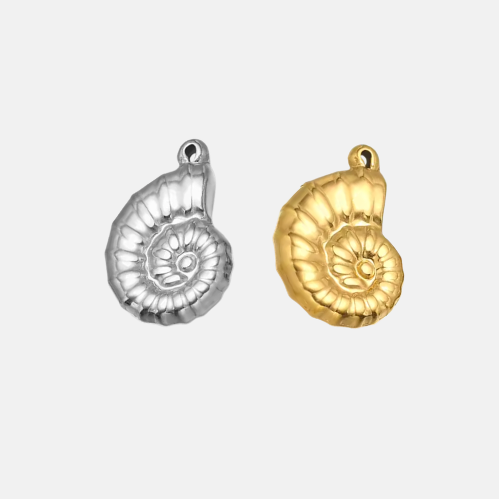 SHELL CHARM