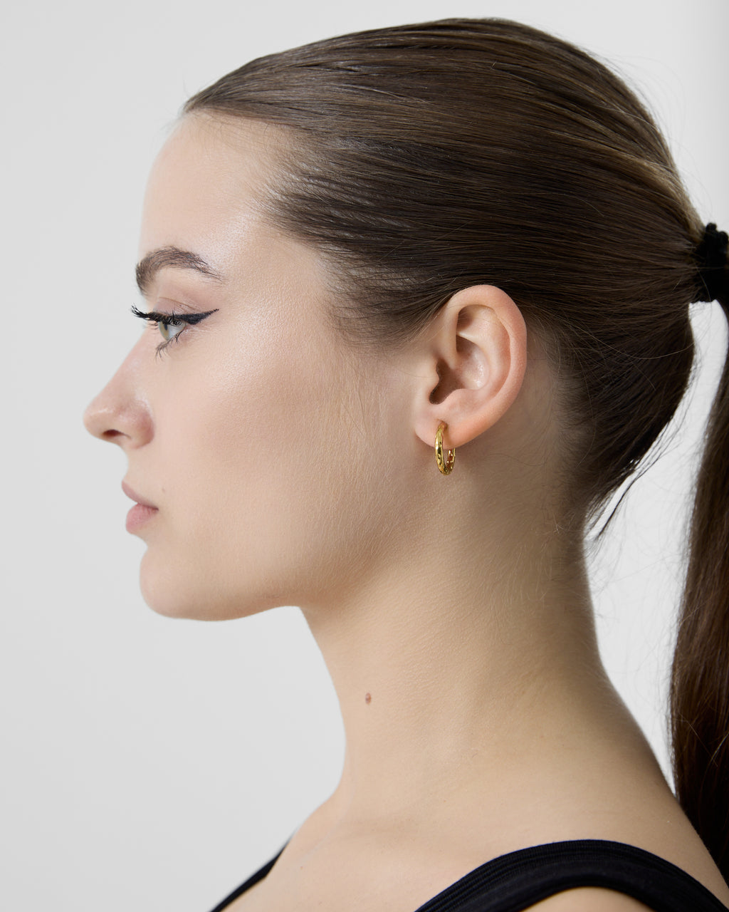 CLASSIC HOOP EARRINGS