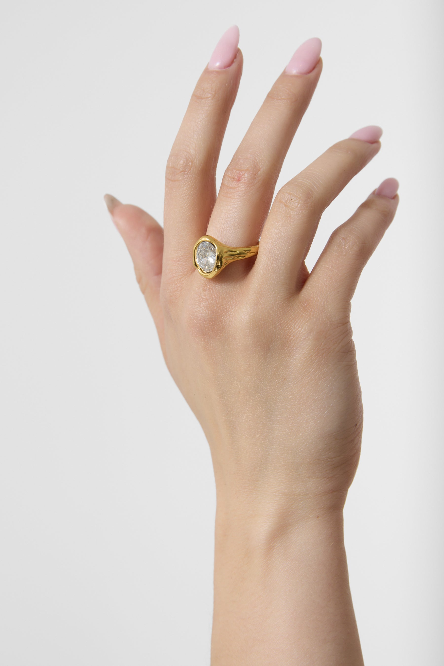 BELLE RING