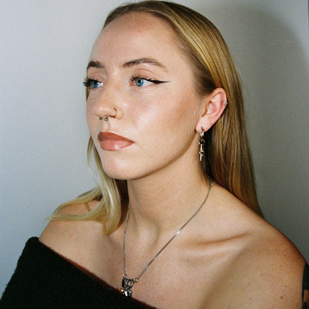 VENUS CHAIN NECKLACE