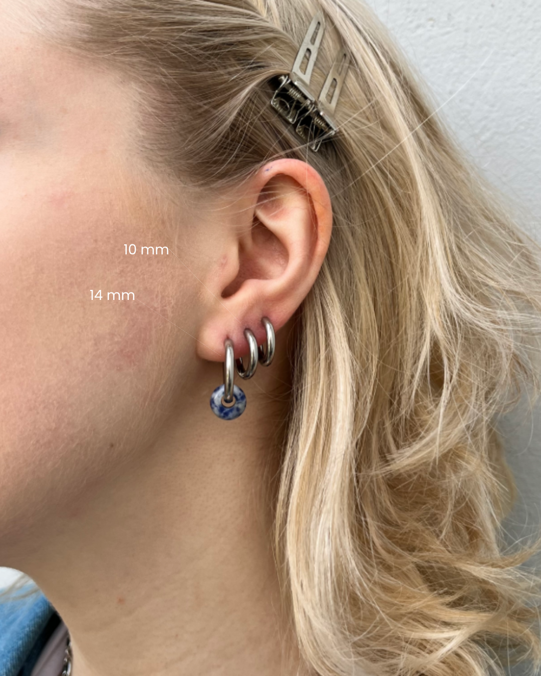 CLASSIC HOOP EARRINGS