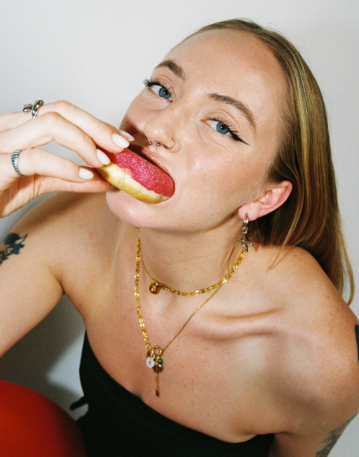 CARA PENDANT NECKLACE